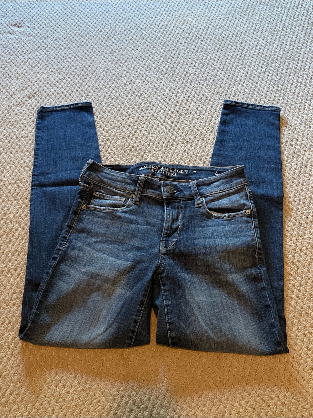 American Eagle Outfitters Women's Blue Washed Skinny Jeans - Size 4